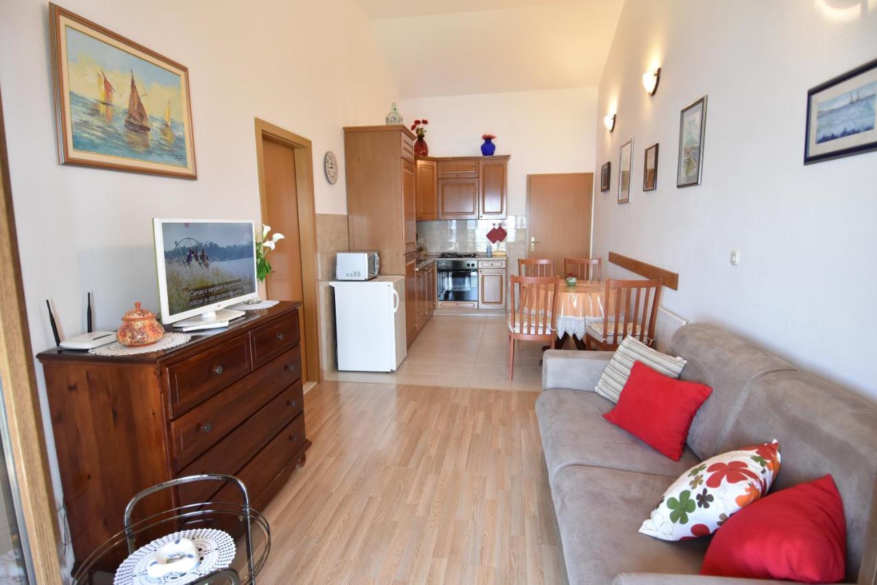 Villa Delfina Podgora Luaran gambar