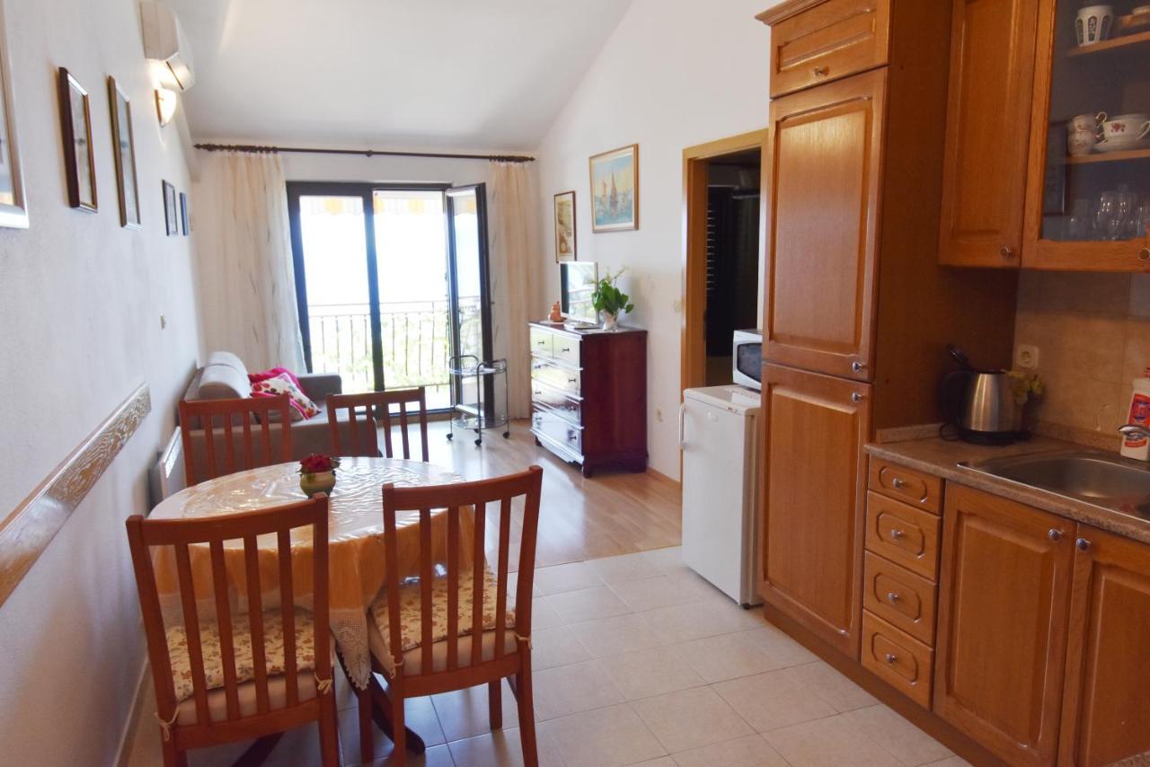 Villa Delfina Podgora Luaran gambar