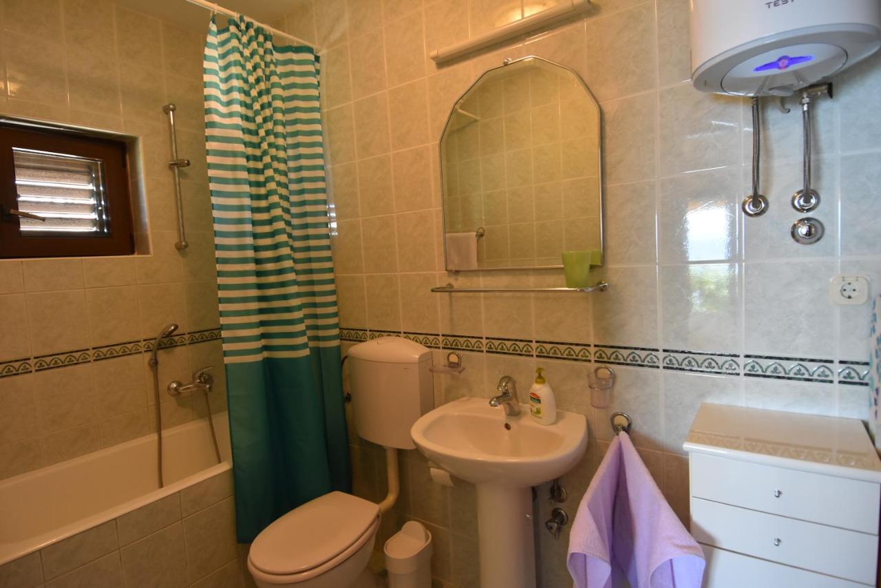 Villa Delfina Podgora Luaran gambar